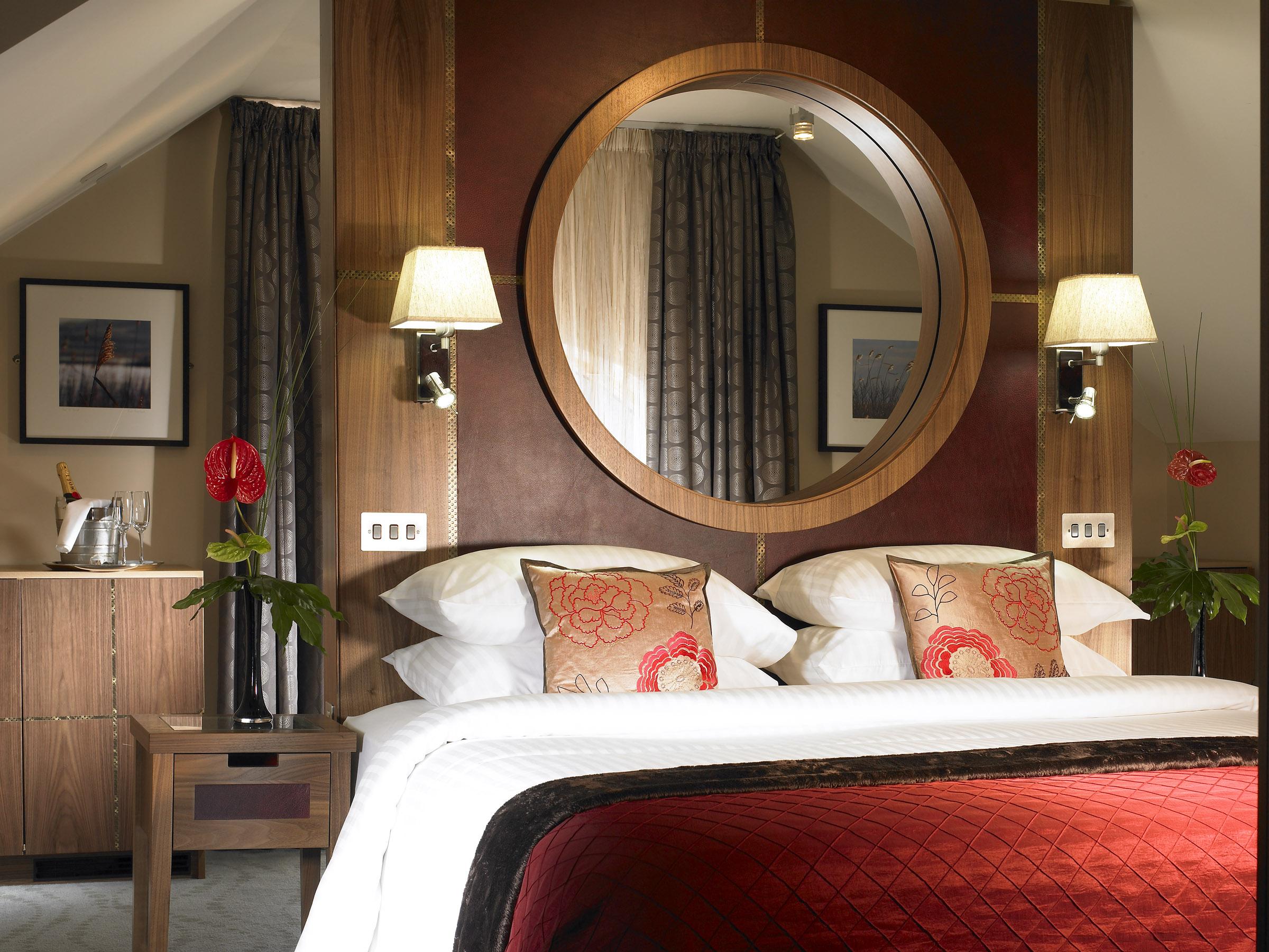 Westport Plaza Hotel, Spa & Leisure ภายนอก รูปภาพ