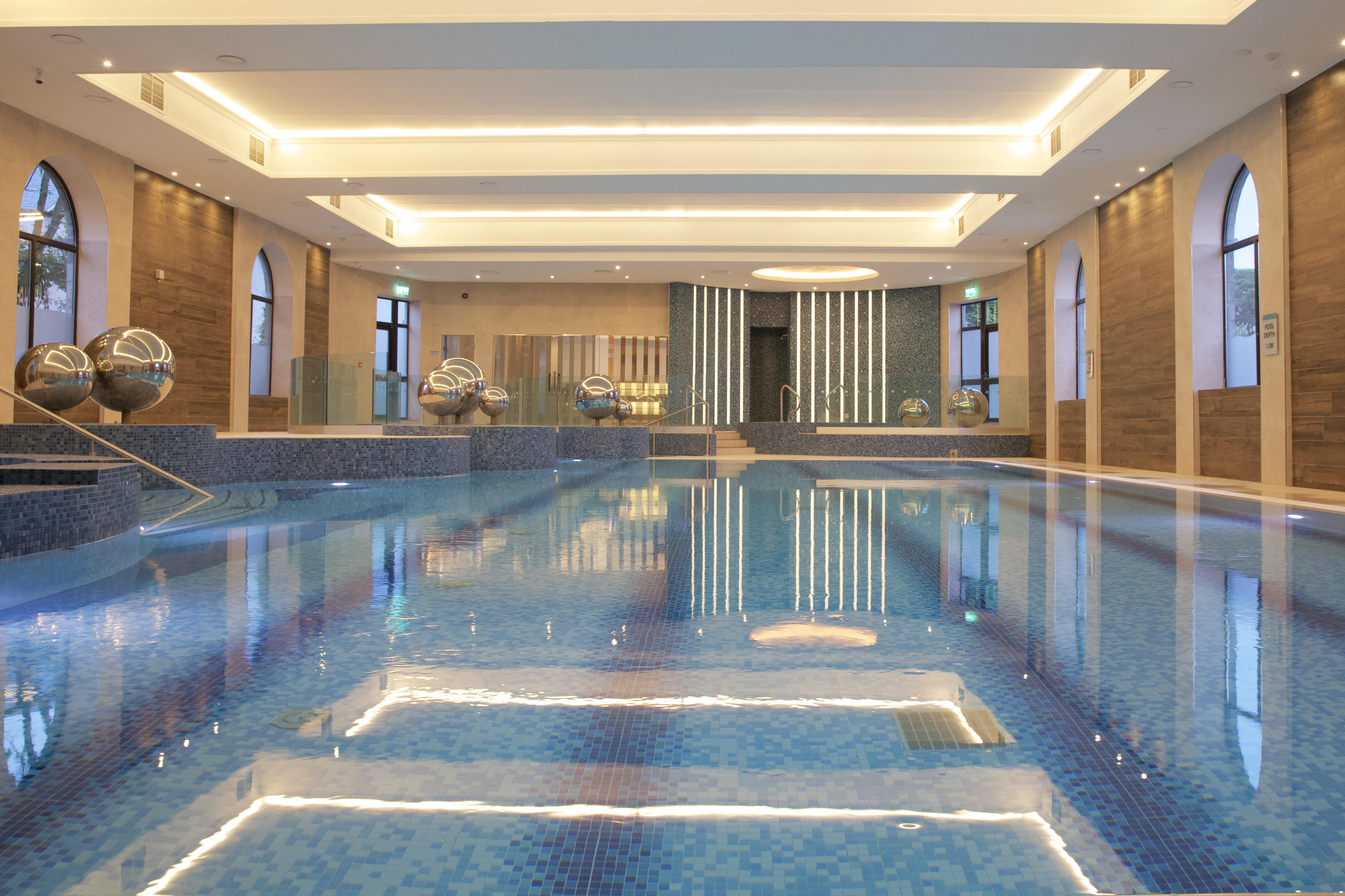 Westport Plaza Hotel, Spa & Leisure ภายนอก รูปภาพ